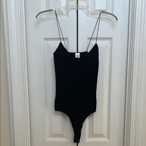Dynamic Seamless Apparel Black Bodysuit